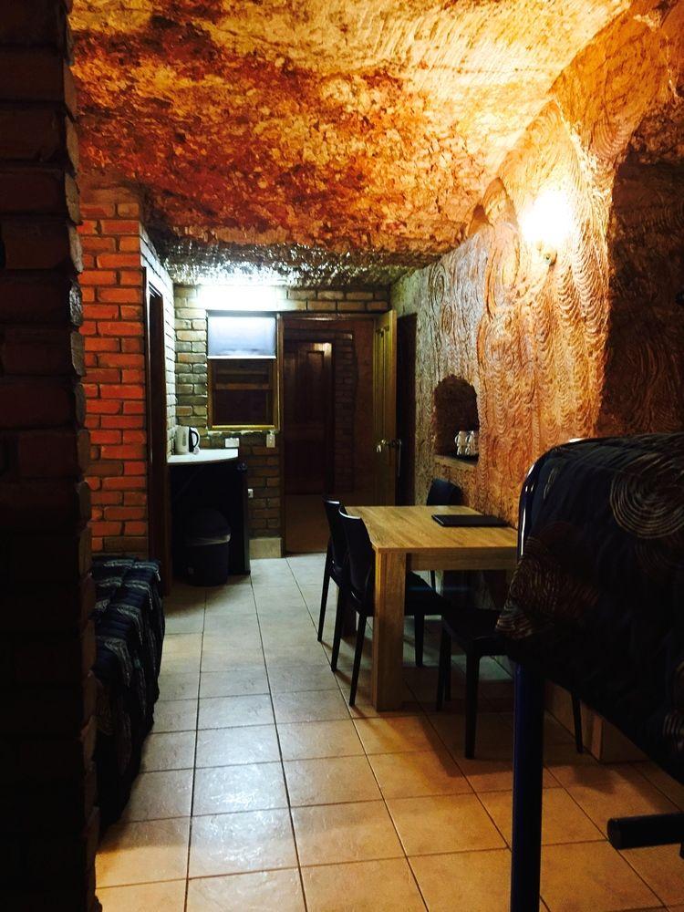 The Lookout Cave Underground Motel คูเบอร์เพดี ภายนอก รูปภาพ