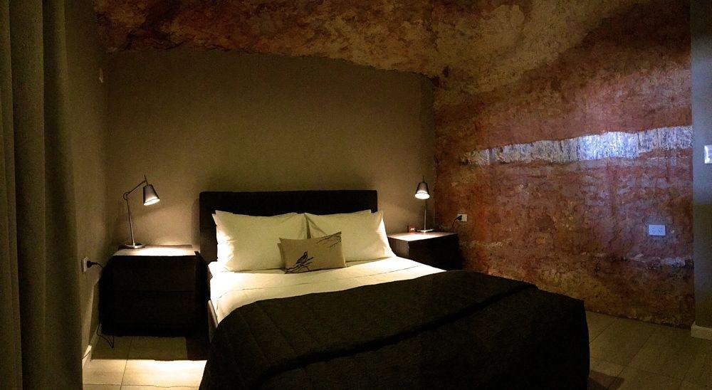 The Lookout Cave Underground Motel คูเบอร์เพดี ภายนอก รูปภาพ